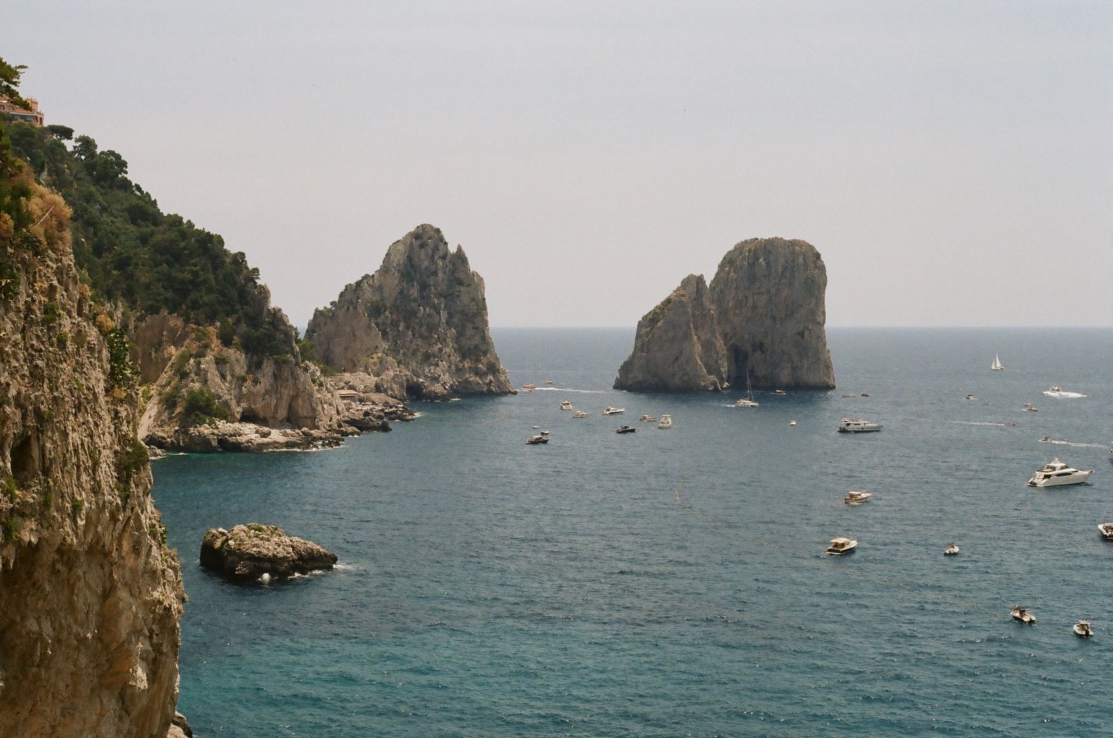 Capri in giornata: la Grotta Azzurra, i Faraglioni e la Piazzetta