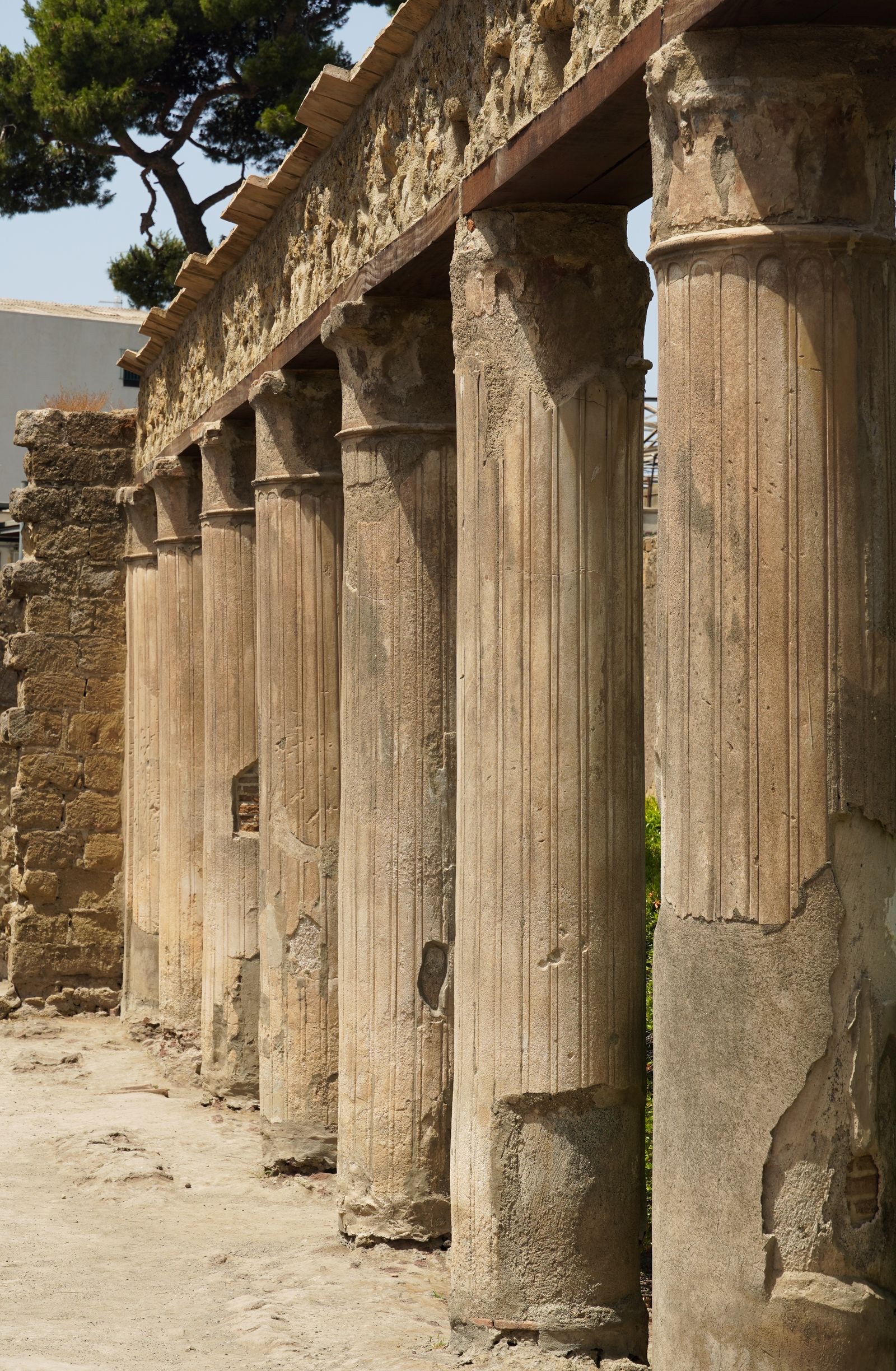 Colonne e architetture romane conservate agli Scavi di Ercolano