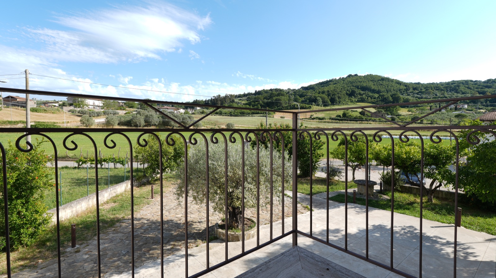 Vista sulla vallata dalla terrazza